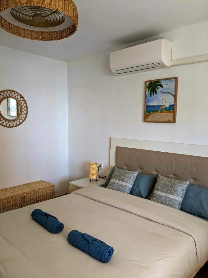 Garden Beach Apartment Torrevieja Exterior photo
